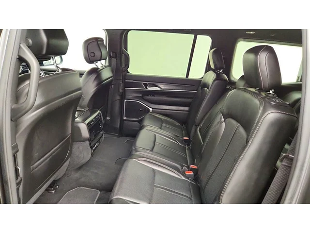 SEMINUEVOS JEEP Wagoneer a Estados en autogozo
