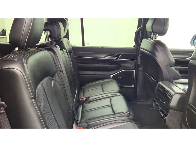SEMINUEVOS JEEP Wagoneer a Estados en autogozo