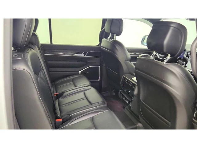 SEMINUEVOS JEEP Wagoneer a Estados en autogozo