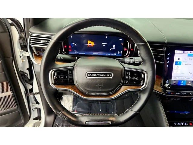 SEMINUEVOS JEEP Grand Wagoneer a Estados en autogozo