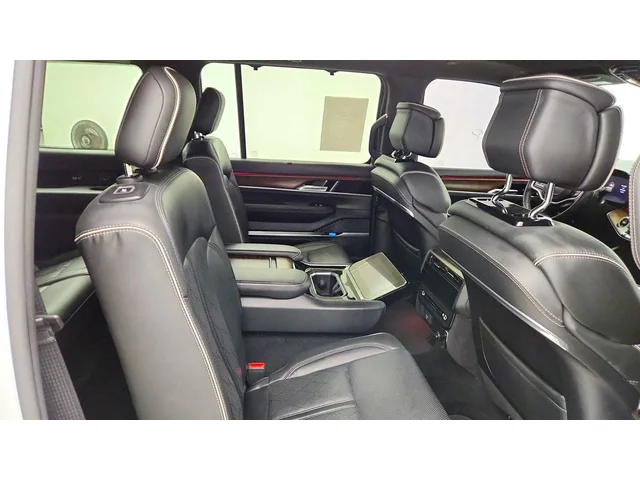 SEMINUEVOS JEEP Grand Wagoneer a Estados en autogozo