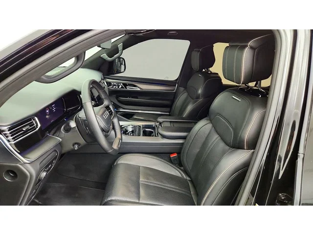 SEMINUEVOS JEEP Grand Wagoneer a Estados en autogozo