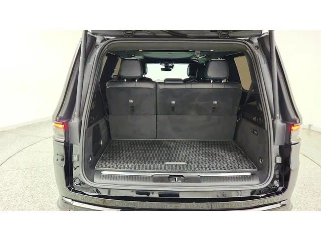 SEMINUEVOS JEEP Grand Wagoneer a Estados en autogozo