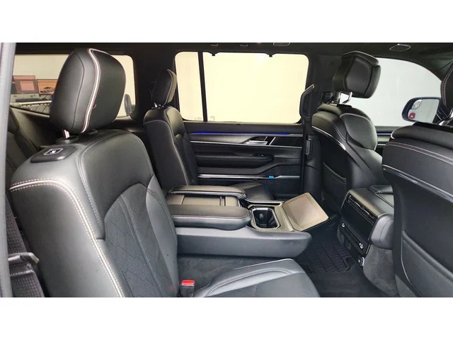 SEMINUEVOS JEEP Grand Wagoneer a Estados en autogozo