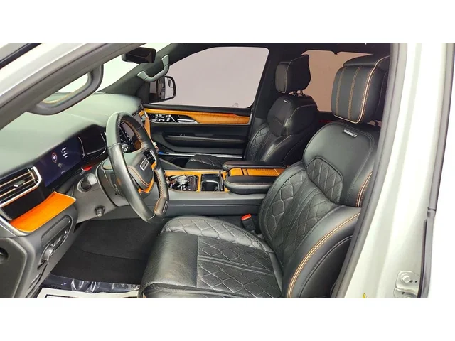 SEMINUEVOS JEEP Grand Wagoneer a Estados en autogozo