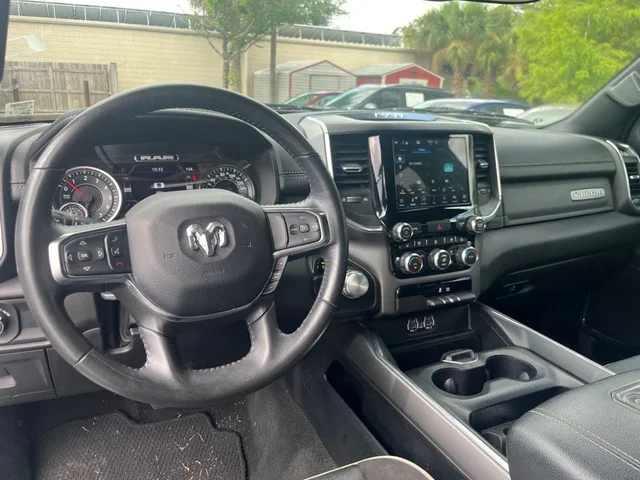 SEMINUEVOS RAM 1500 a Estados en autogozo