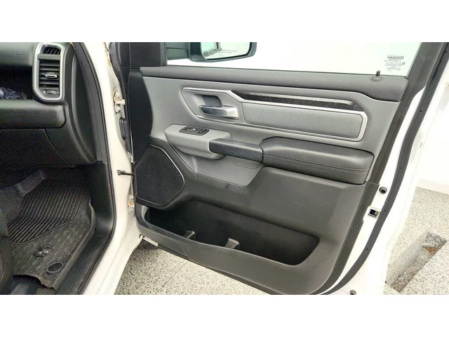 SEMINUEVOS RAM 1500 a Estados en autogozo