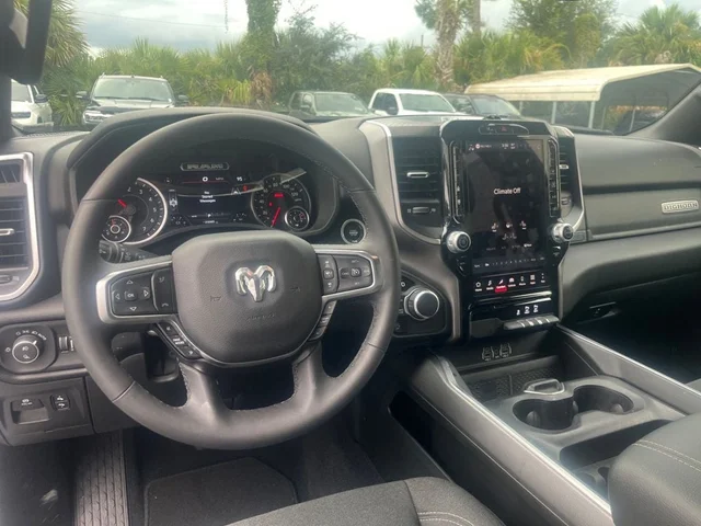 SEMINUEVOS RAM 1500 a Estados en autogozo
