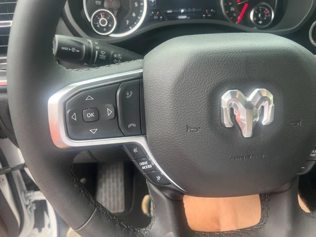 SEMINUEVOS RAM 1500 a Estados en autogozo