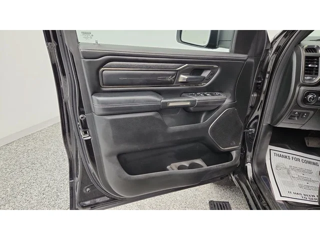 SEMINUEVOS RAM 1500 a Estados en autogozo