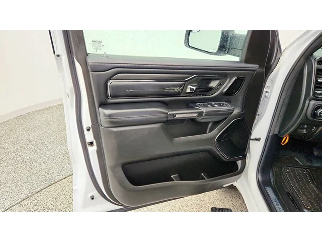 SEMINUEVOS RAM 1500 a Estados en autogozo