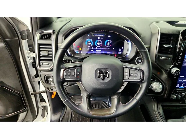SEMINUEVOS RAM 1500 a Estados en autogozo