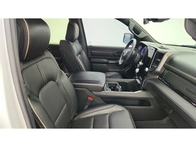 SEMINUEVOS RAM 1500 a Estados en autogozo