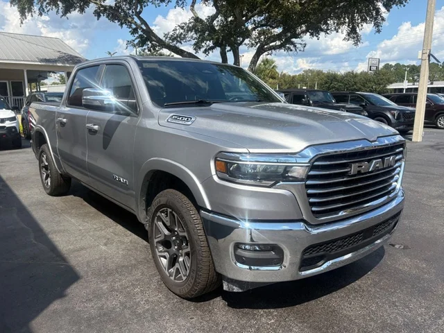 SEMINUEVOS RAM 1500 a Estados en autogozo
