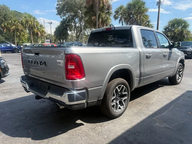 SEMINUEVOS RAM 1500 a Estados en autogozo