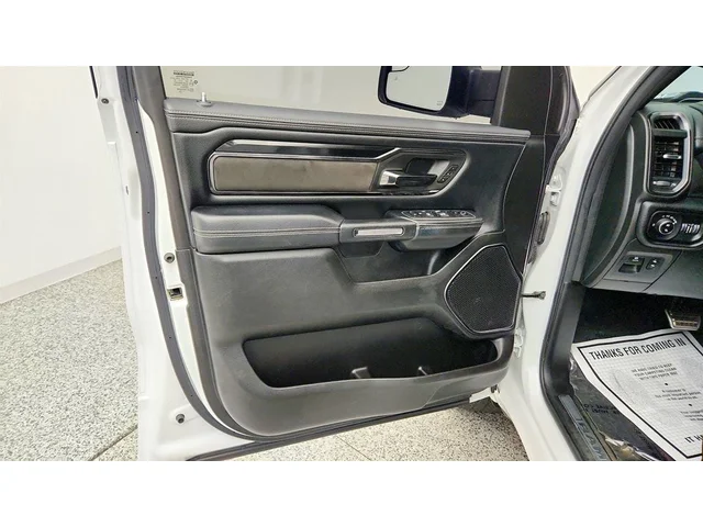 SEMINUEVOS RAM 1500 a Estados en autogozo
