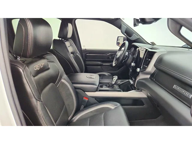 SEMINUEVOS RAM 1500 a Estados en autogozo
