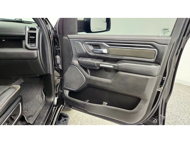 SEMINUEVOS RAM 1500 a Estados en autogozo
