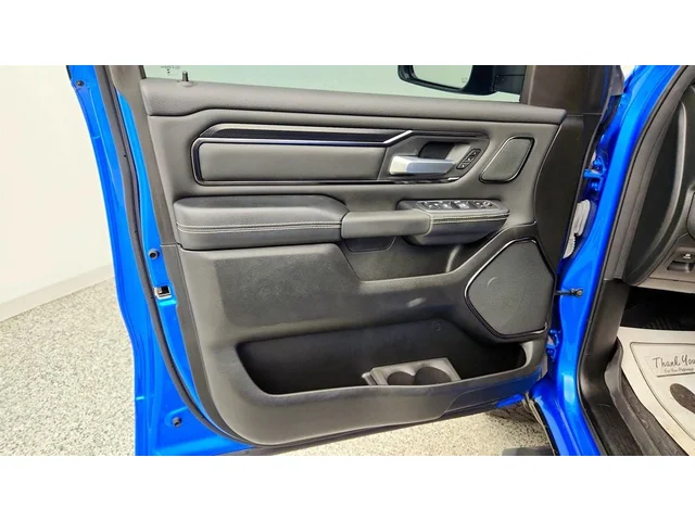 SEMINUEVOS RAM 1500 a Estados en autogozo