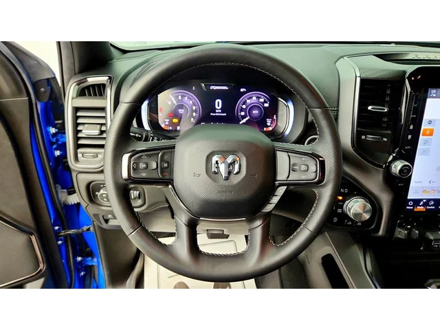 SEMINUEVOS RAM 1500 a Estados en autogozo