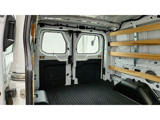 SEMINUEVOS FORD Transit Cargo Van a Estados en autogozo