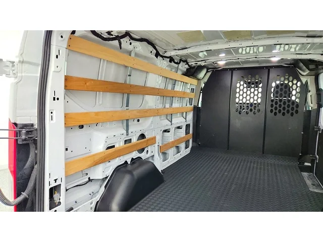 SEMINUEVOS FORD Transit Cargo Van a Estados en autogozo
