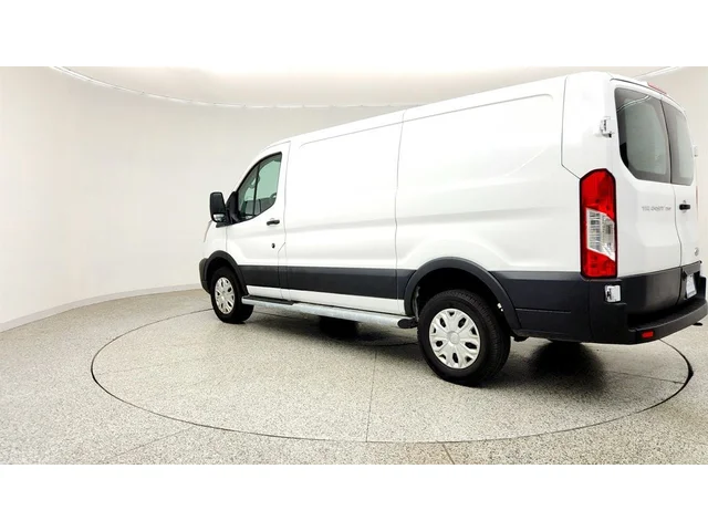 SEMINUEVOS FORD Transit Cargo Van a Estados en autogozo