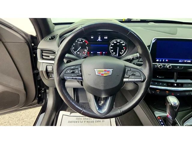SEMINUEVOS CADILLAC CT4 a Estados en autogozo