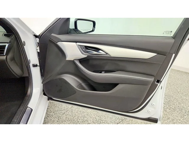 SEMINUEVOS CADILLAC CT5 a Estados en autogozo