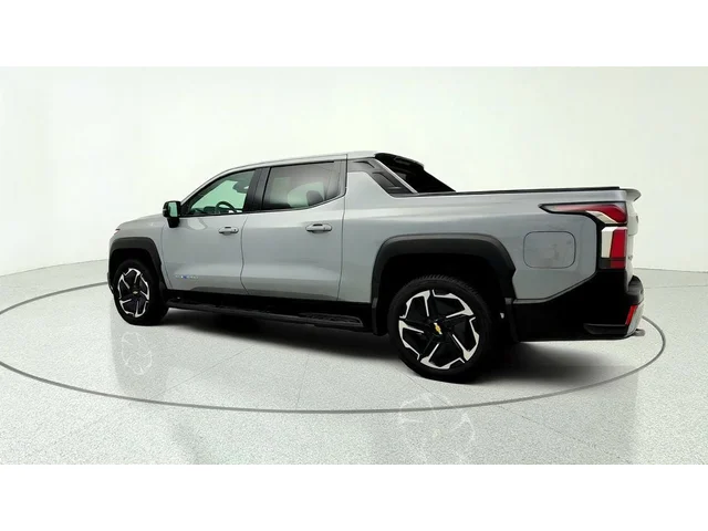 SEMINUEVOS CHEVROLET Silverado EV a Estados en autogozo