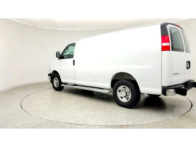 SEMINUEVOS CHEVROLET Express Cargo Van a Estados en autogozo