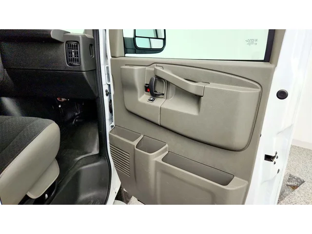 SEMINUEVOS CHEVROLET Express Cargo Van a Estados en autogozo