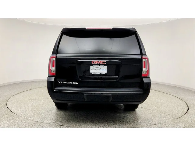 SEMINUEVOS GMC Yukon XL a Estados en autogozo