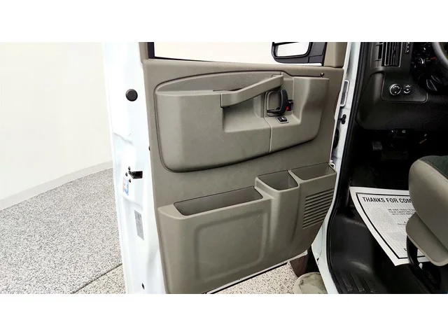SEMINUEVOS GMC Savana Cargo Van a Estados en autogozo