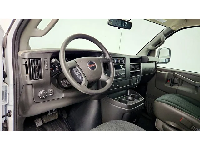 SEMINUEVOS GMC Savana Cargo Van a Estados en autogozo