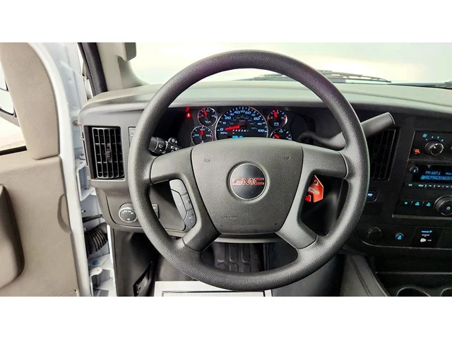 SEMINUEVOS GMC Savana Cargo Van a Estados en autogozo
