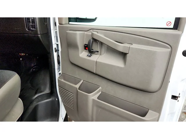 SEMINUEVOS GMC Savana Cargo Van a Estados en autogozo
