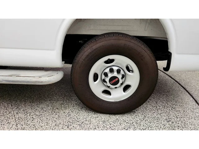 SEMINUEVOS GMC Savana Cargo Van a Estados en autogozo