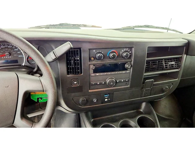 SEMINUEVOS GMC Savana Cargo Van a Estados en autogozo