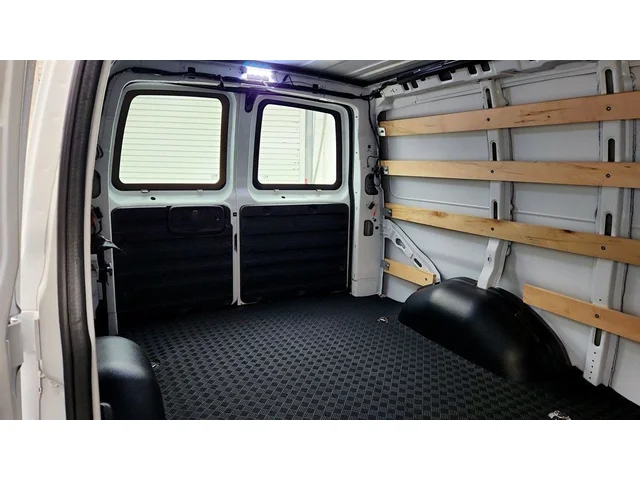 SEMINUEVOS GMC Savana Cargo Van a Estados en autogozo