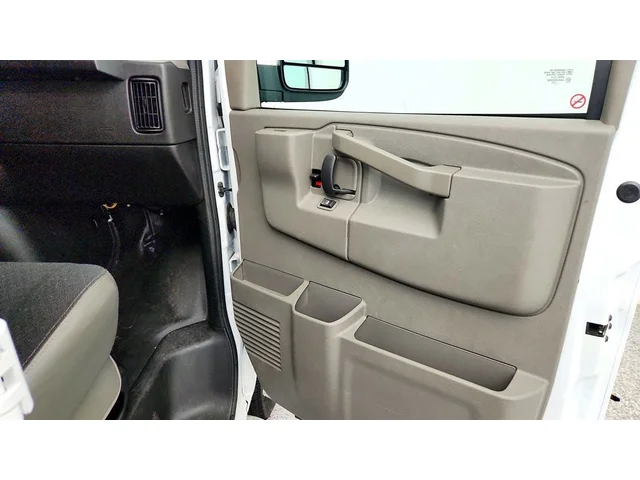 SEMINUEVOS GMC Savana Cargo Van a Estados en autogozo