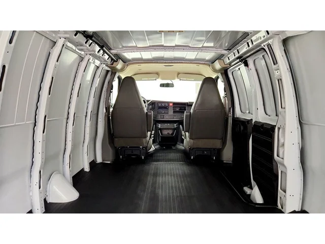 SEMINUEVOS GMC Savana Cargo Van a Estados en autogozo