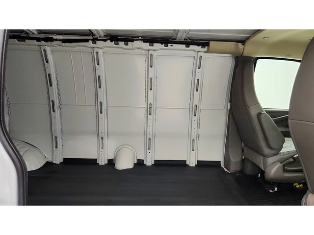 SEMINUEVOS GMC Savana Cargo Van a Estados en autogozo