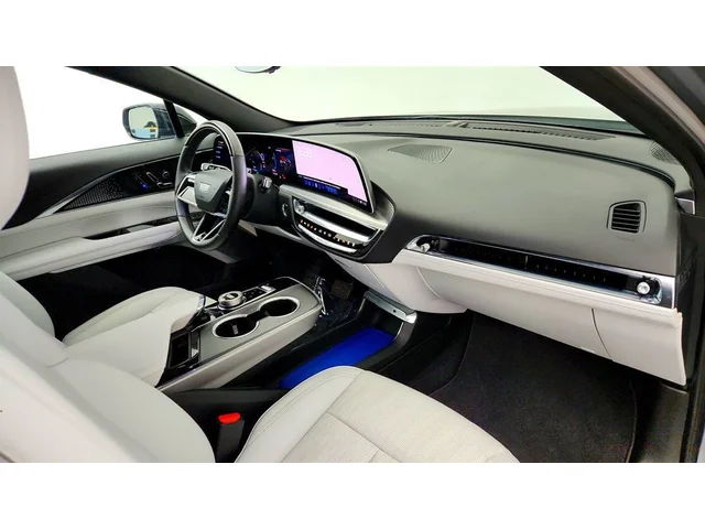 SEMINUEVOS CADILLAC LYRIQ a Estados en autogozo