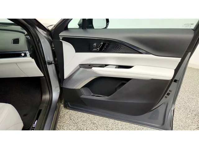 SEMINUEVOS CADILLAC LYRIQ a Estados en autogozo