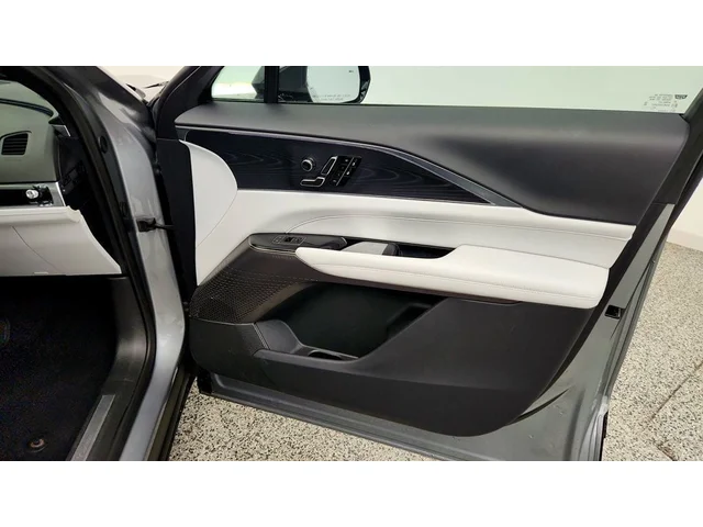 SEMINUEVOS CADILLAC LYRIQ a Estados en autogozo