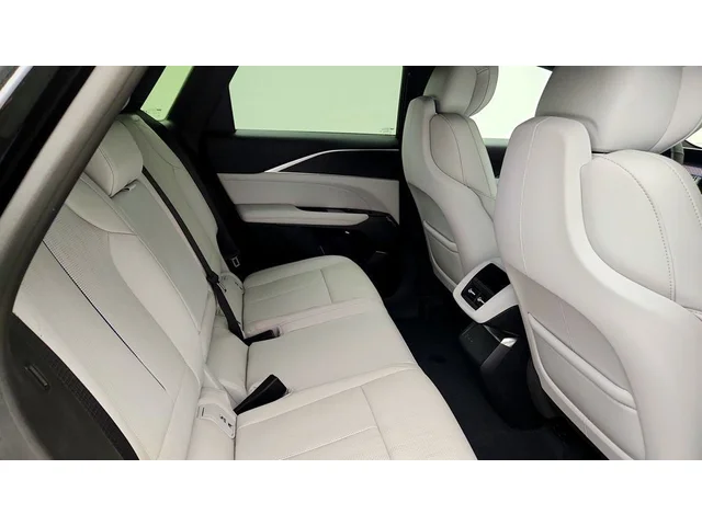 SEMINUEVOS CADILLAC LYRIQ a Estados en autogozo