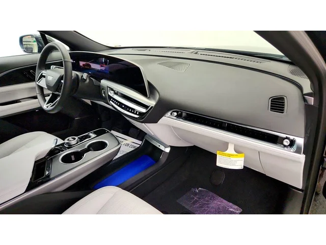 SEMINUEVOS CADILLAC LYRIQ a Estados en autogozo