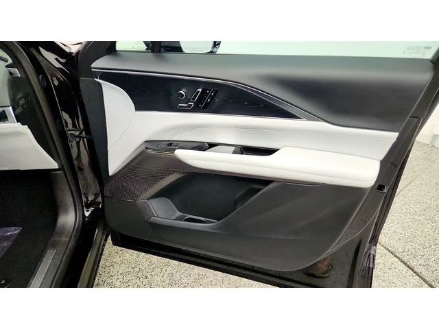 SEMINUEVOS CADILLAC LYRIQ a Estados en autogozo