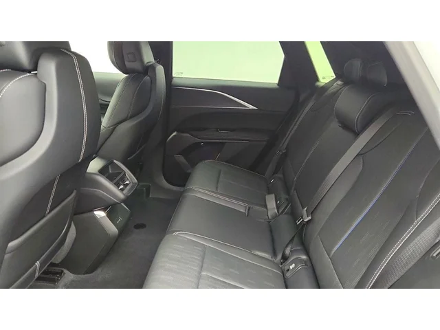 SEMINUEVOS CADILLAC LYRIQ a Estados en autogozo